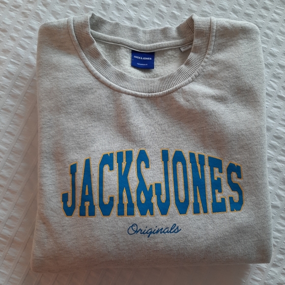 JACK & JONES Grey Crewneck Sweatshirt, size Medium - Picture 2 of 6